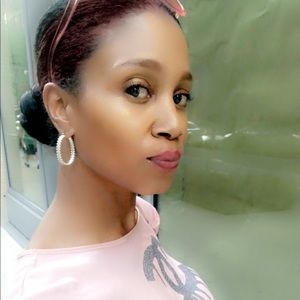 Meet your Posher, Cara111